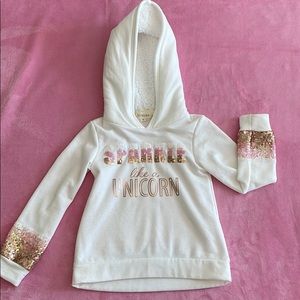 Cozy sweater w/sequins🌸 5T